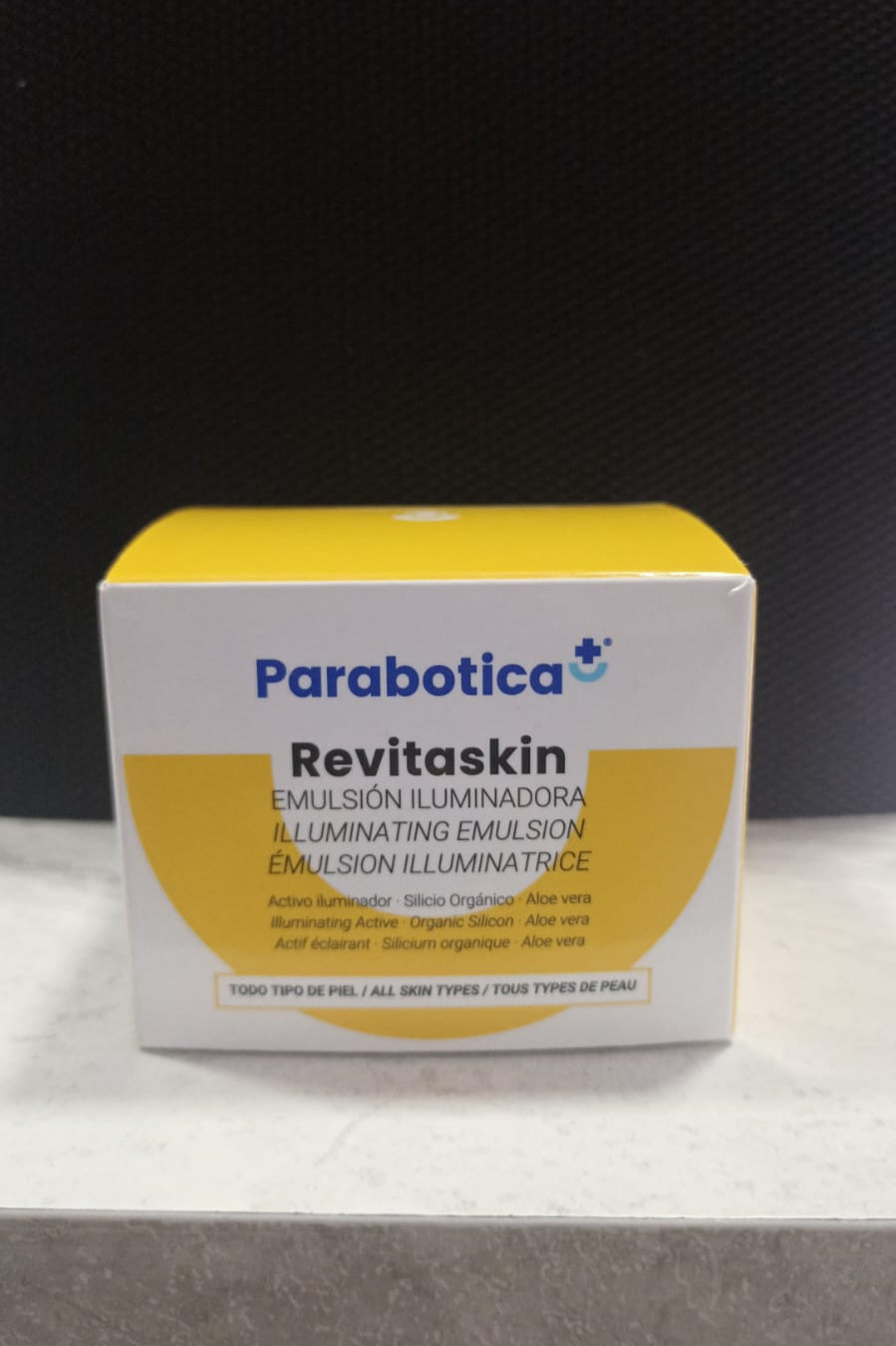 PARABOTICA REVITASKIN EMULSION ILUMINADORA 50 ML