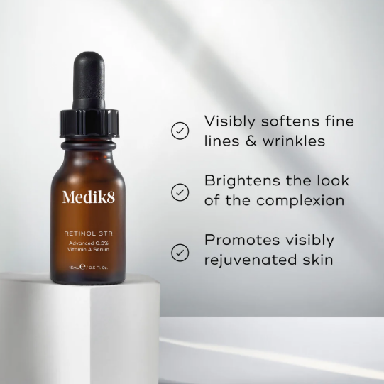 Medik8 Intelligent Retinol 3TR Supercharged 0.3% Vitamin A Suero Antienvejecimiento 15ML