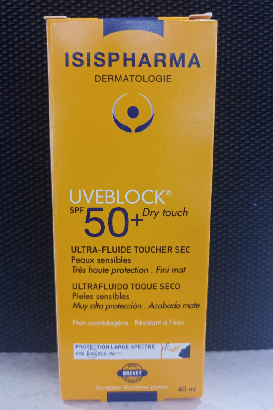ISISPHARMA UVEBLOCK DRY TOUCH PROTECTOR SOLAR FACIAL FPS50+ 40ML
