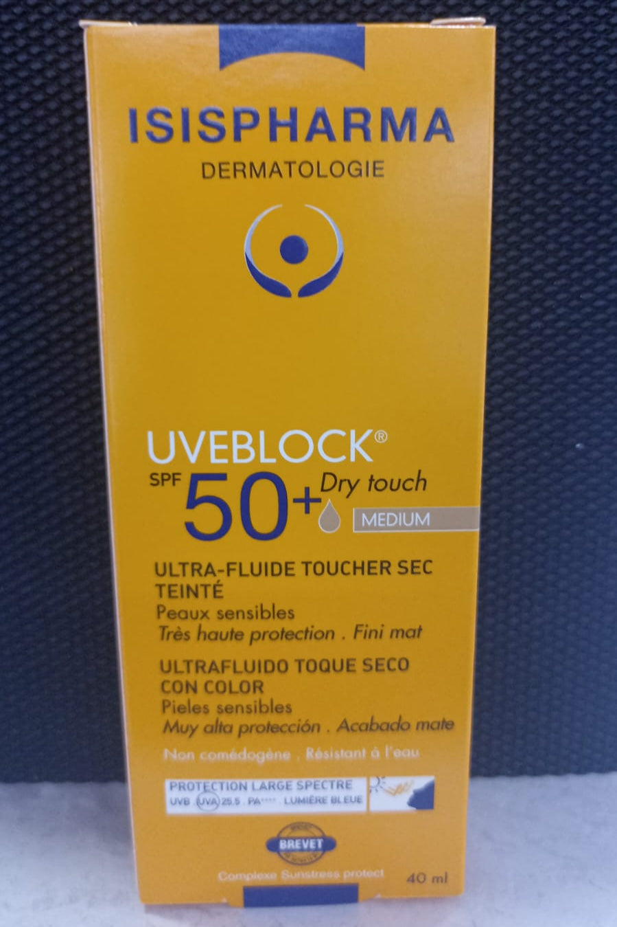ISISPHARMA UVEBLOCK DRY TOUCH PROTECTOR SOLAR FACIAL FPS50+ 40ML