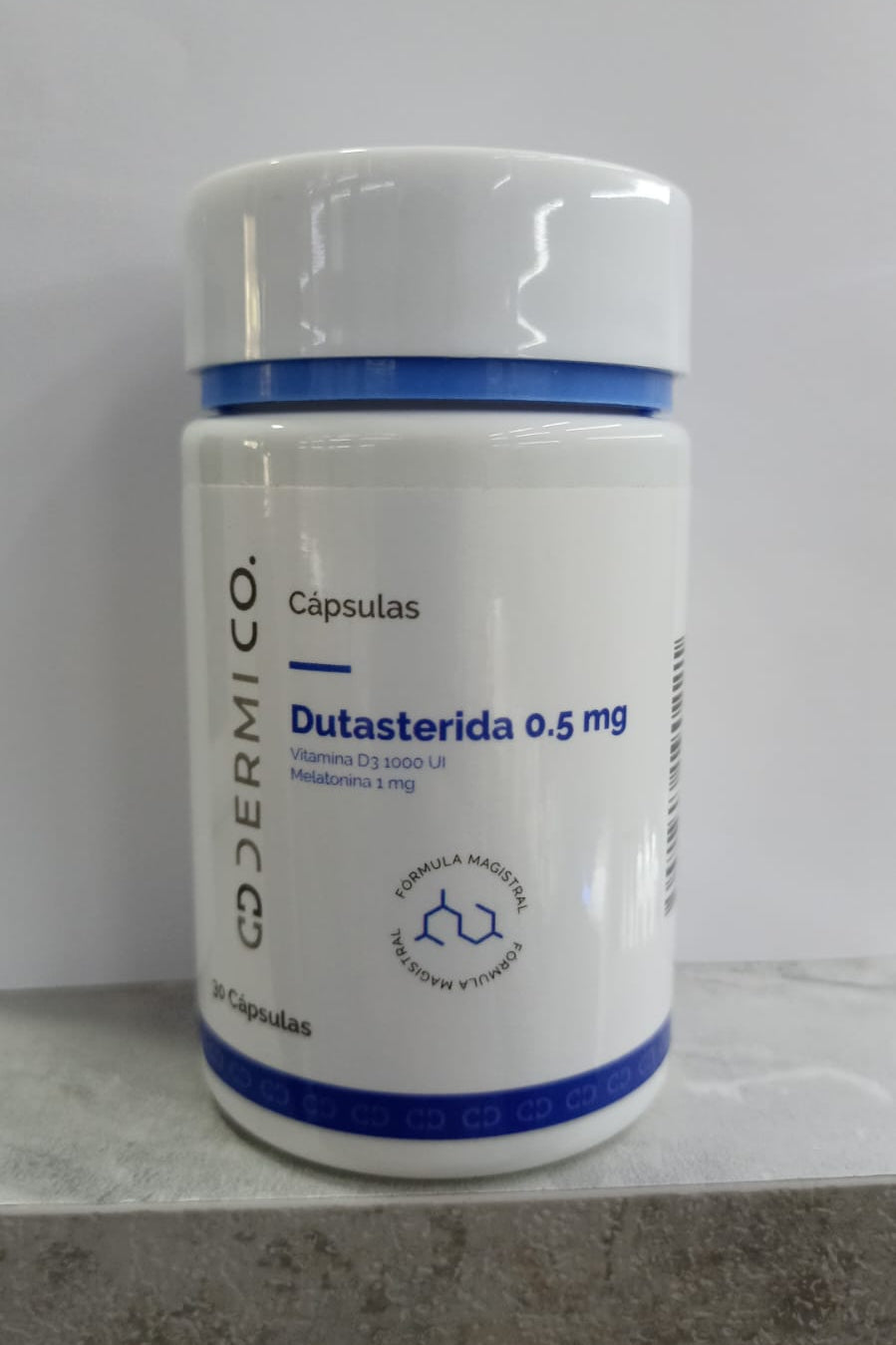 Dermi Co Dutasterida 0.5MG/Vitamina D3 1000UI/Melatonina 1MG 30 Capsulas