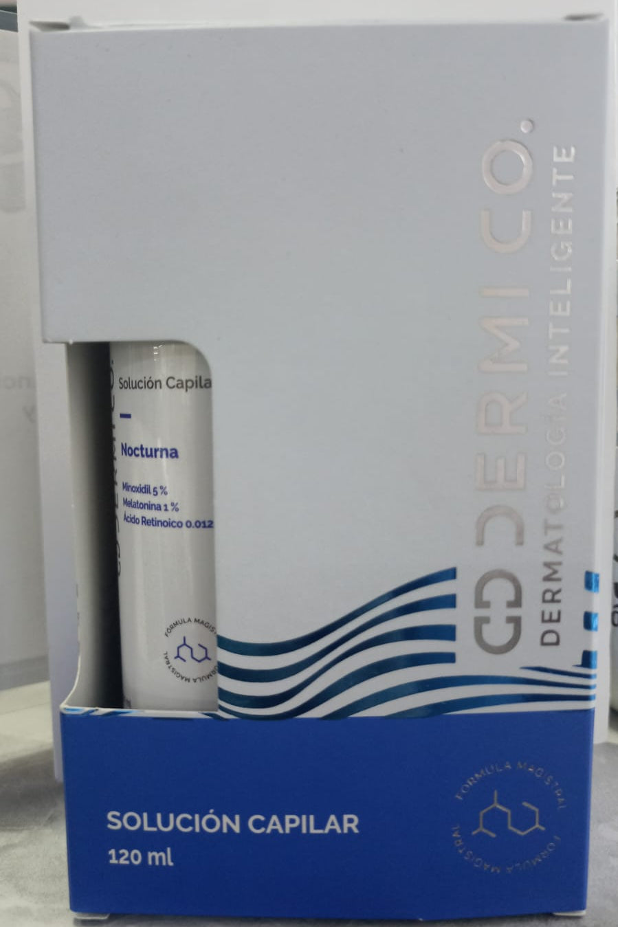 Dermi Co Solucion Capilar Nocturna Minoxidil 5%/Melatonina 1%/Retinoico 0.0125% 120ML