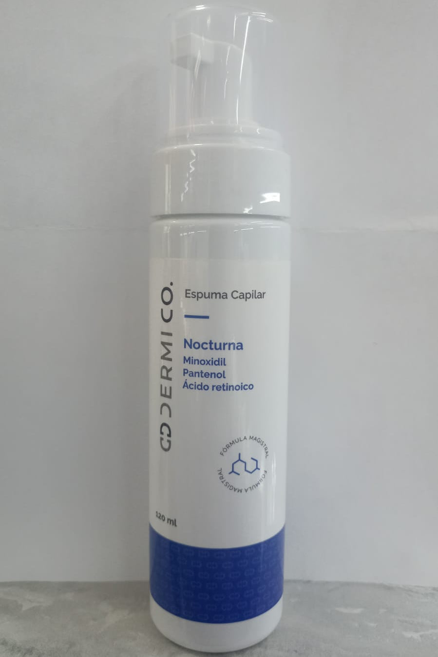 Dermi Co Espuma Capilar Nocturna Minoxidil 5%/Pantenol 1%/Acido Retinoico 0.0125% 120ML