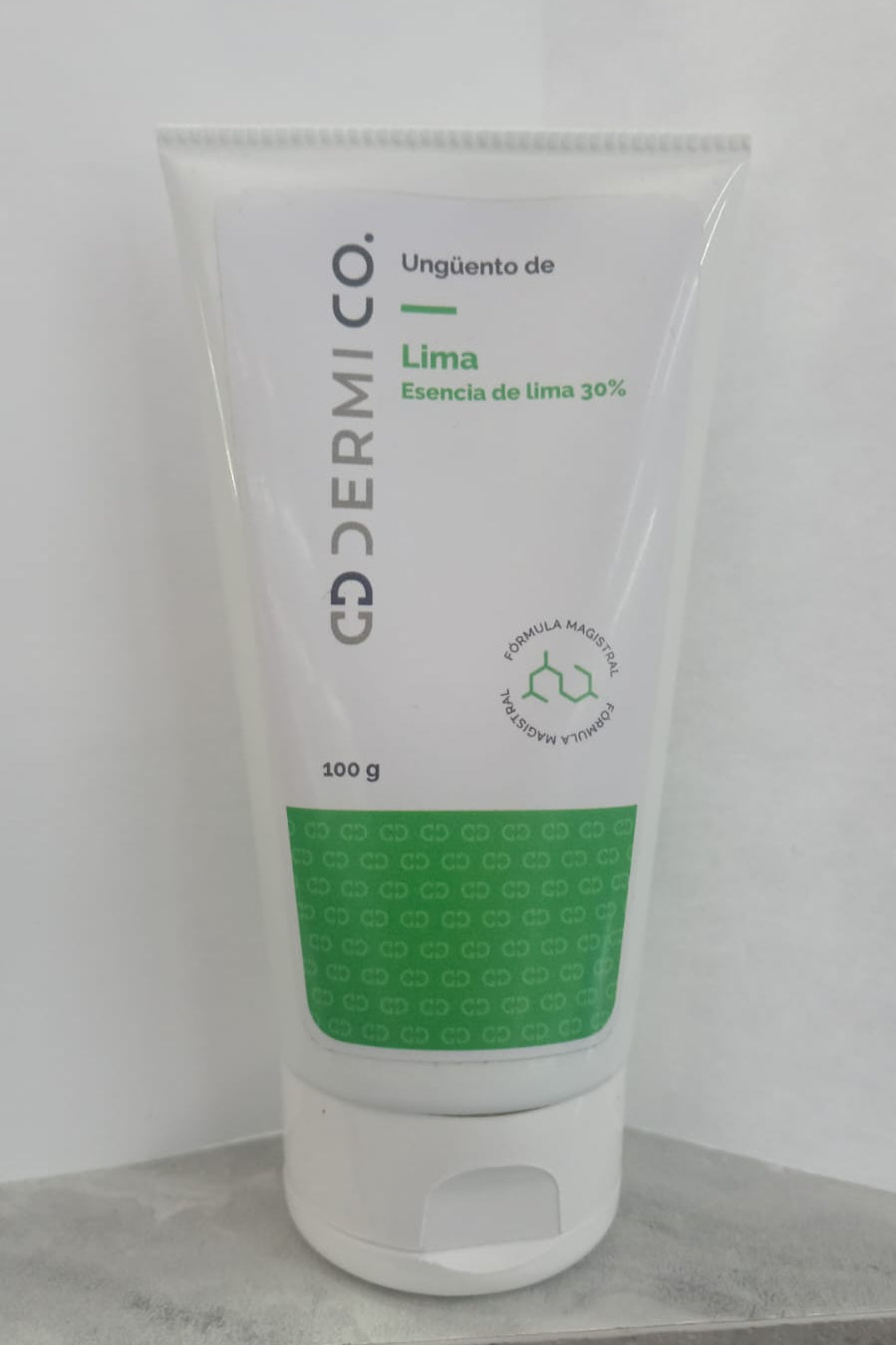 Dermi Co Ungüento Esencia De Lima 30% 100G