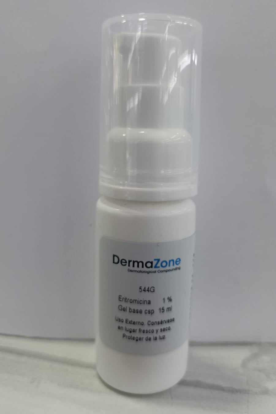 Omicron Dermazone Gel-Crema Eritromicina 1% 15ML